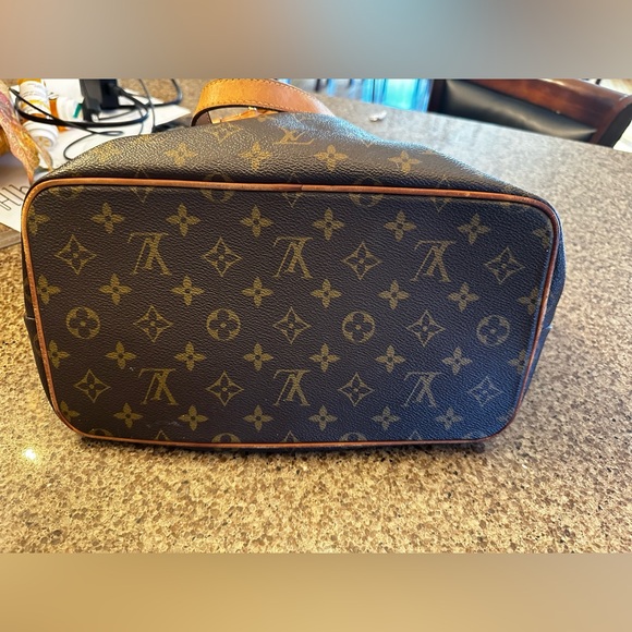 Louis Vuitton Monogram Palermo MM - Picture 10 of 11